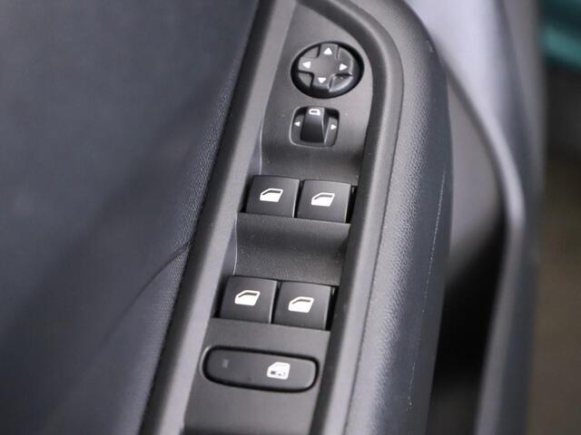 Opel FRONTERA 1.2T 145pk Hybrid Edition Winterpakket/Camera/ Ecc/Vc/Nav/Voorruitverw./Agr.Stoelen/Led
