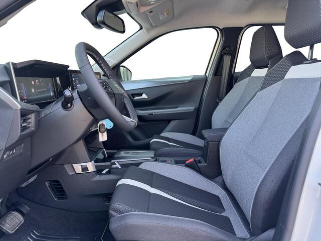 Opel FRONTERA 1.2 Turbo 145pk e-DCS6 Hybrid GS | NAVIGATIE | PDC | CAMERA | CARPLAY | WINTERPAKKET | DODEHOEKBEW. | TWO-TONE DAK