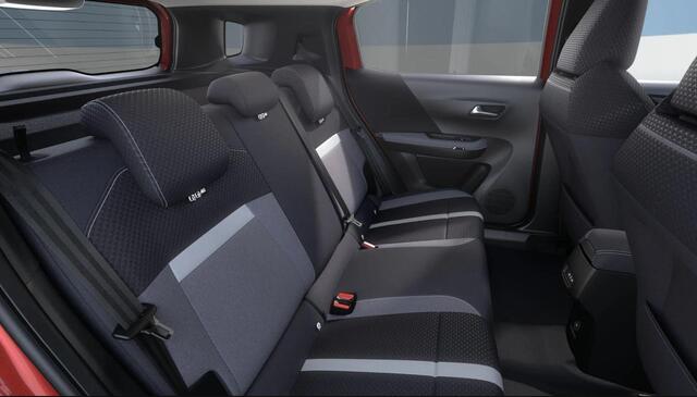 Opel FRONTERA Extended range Electric GS 54 kWh | NIEUWE VOORRAAD | WLTP 408KM | Stoel & Stuurverwarming | Keyless Entry & Start | Parkeercamera Achter | Dodehoek Detectie | Voorruit Verwarming |
