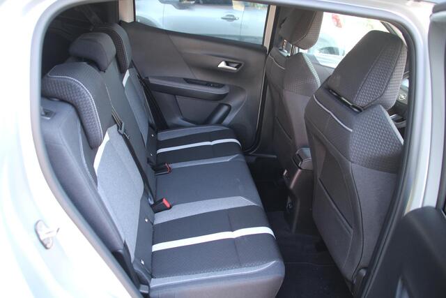 Opel FRONTERA 1.2 Turbo Hybrid GS 7-zits Automaat Airco Navi Camera 4287km Nieuwstaat