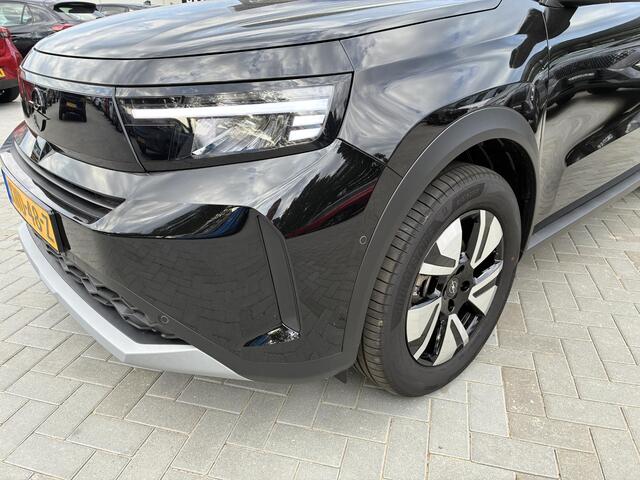 Opel FRONTERA 1.2 Turbo 145Pk Automaat Hybrid GS | DEMO | Climate control | Navigatie | Winterpakket | Camera | Parkpilot | Led | Private-Glas | Elektrisch Pakket | LM-Velgen