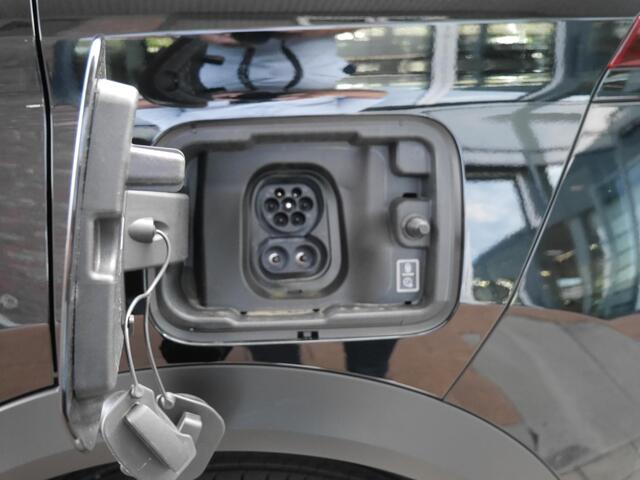 Opel FRONTERA Electric GS 44 kWh | Demo | Navigatie | Achteruitrijcamera | Cruise control | Stoel en stuurverwarming | Verwarmbare voorruit | Lichtmetalen velgen | Extra getint glas