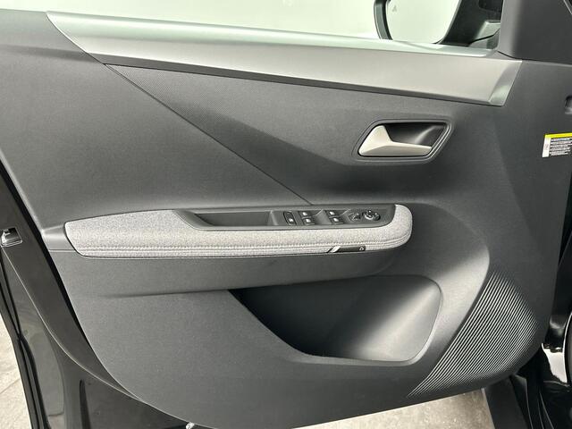 Opel FRONTERA 1.2 Turbo Hybrid GS 7p. | Demonstratieauto | Camera | Navigatie | Parkeersensoren Voor&Achter | 7 personen! | Winterpack | Dakrails | Mistlichten Voor | 2 + 6 jaar speciale garantie!