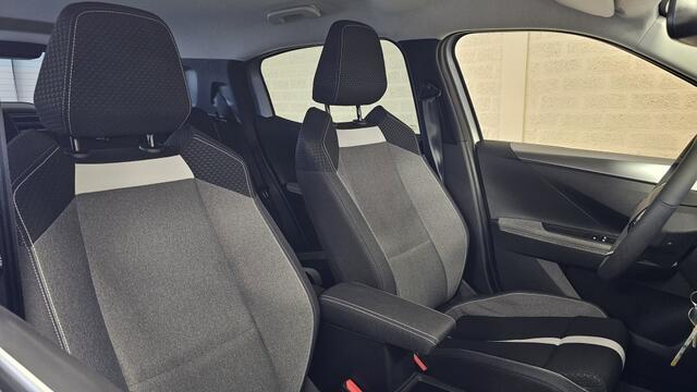 Opel FRONTERA 1.2 T. Hybrid GS