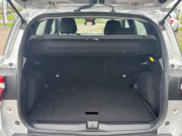 Opel FRONTERA 1.2 Turbo Hybrid GS Uiteraard als nieuw, rijklaar en voorzien Opel fabrieksgarantie | Climate | Stoel en stuurverwarming | LMV met all season | Cruise control | Full LED | Fabrieksnavigatie | Draadloos Carplay | We zijn officieel Opel dealer!