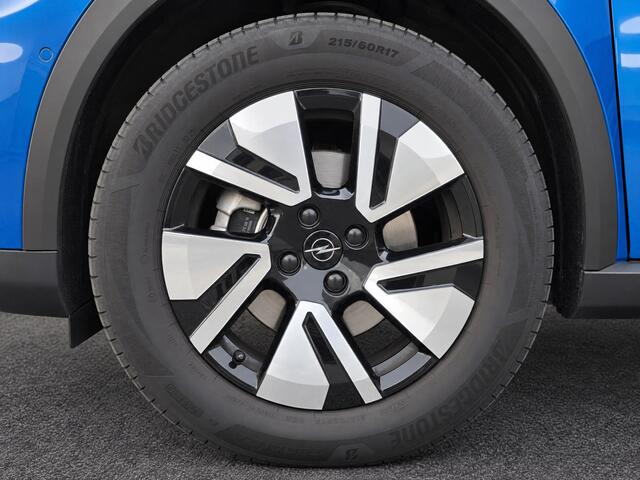 Opel FRONTERA 1.2 Turbo Hybrid GS Automaat 7 Zitplaatsen! *** Giga Autopoets ***