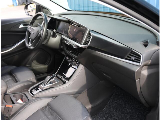 Opel Grandland 1.6 Turbo Hybrid Ultimate | Navigatie | 360' Camera | Verwarmde/Verkoelende Comfortstoelen | LEER | Keyless Entry/Start | Matrix LED Koplampen | Dodehoek | Elektrisch Achterklep met Sensor | 18" Lichtmetalen Velgen | Apple Carplay/Android Auto |