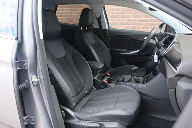Opel Grandland 1.2 Turbo 130pk GS | Navi | App Connect | Climate | Cruise | Camera | Blind Spot