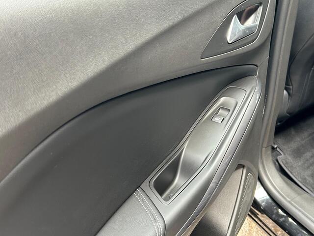 Opel Grandland 1.6 Turbo Hybrid Edition l Navigatie l Carplay l Voorverwarming l PDC