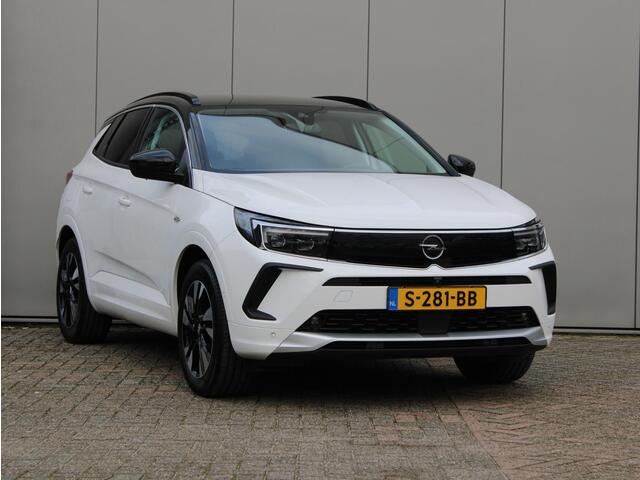 Opel Grandland 1.2 Turbo Ultimate Automaat | Navi / Camera / Alcantara / Winter pakket