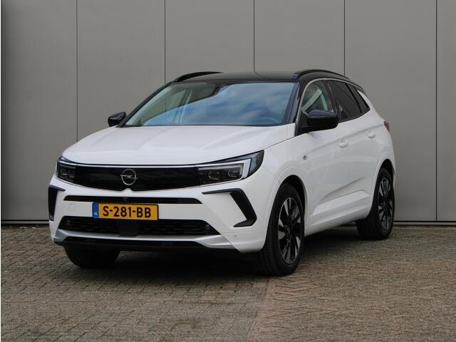 Opel Grandland 1.2 Turbo Ultimate Automaat | Navi / Camera / Alcantara / Winter pakket