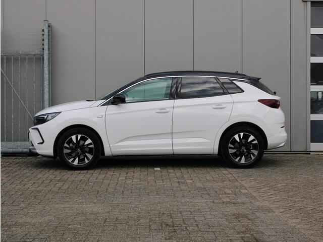 Opel Grandland 1.2 Turbo Ultimate Automaat | Navi / Camera / Alcantara / Winter pakket