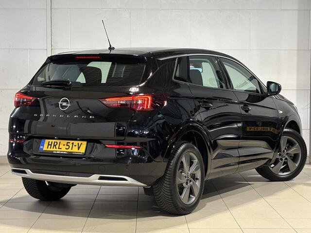 Opel Grandland Elegance 1.2 Turbo 130pk | ALL SEASON BANDEN | AGR-STOELEN | STOEL- EN STUURVERWARMING | APPLE CARPLAY / ANDROID AUTO | ISOFIX | DAB+ |