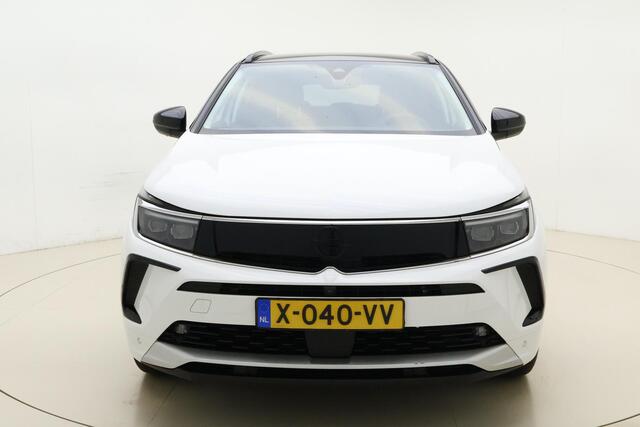 Opel Grandland 1.6 Turbo Plug-In Hybrid Ultimate | Navigatie | Lederen bekleding | Trekhaak | Keyless | Camera | Zwart dak | Stoel verwarming | Lichtmetalen velgen