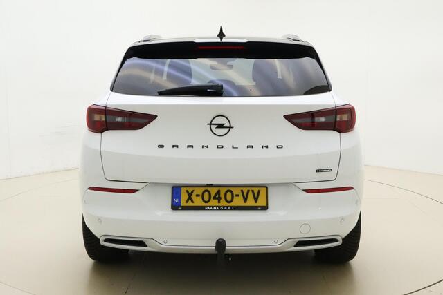 Opel Grandland 1.6 Turbo Plug-In Hybrid Ultimate | Navigatie | Lederen bekleding | Trekhaak | Keyless | Camera | Zwart dak | Stoel verwarming | Lichtmetalen velgen