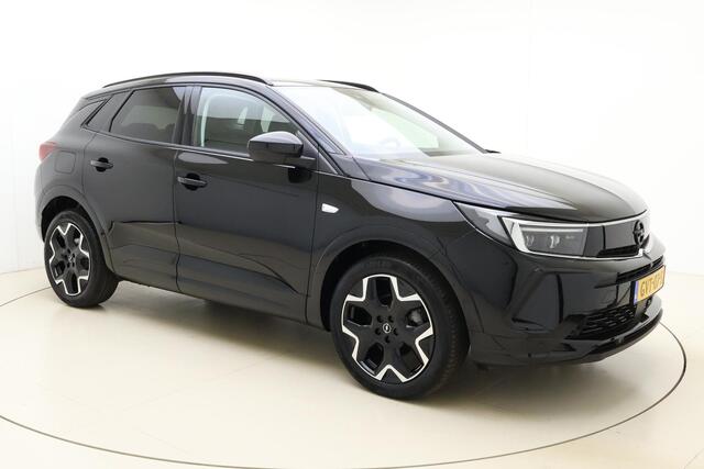 Opel Grandland 1.2 Turbo Hybrid Ultimate 136 PK Automaat | Navigatie | Alcantara | Lichtmetalen velgen | Camera | Stoel & Stuurverwarming | Dakrails | Keyless | Cruise control