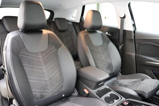 Opel Grandland 1.2 Turbo Hybrid Ultimate 136 PK Automaat | Navigatie | Alcantara | Lichtmetalen velgen | Camera | Stoel & Stuurverwarming | Dakrails | Keyless | Cruise control