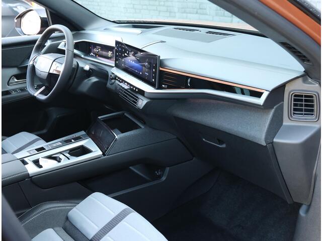 Opel Grandland Electric GS 82 kWh 213PK | AUTOMAAT | AppleCarPlay/AndroidAuto | Adaptive Cruise Control | 360'Camera | Stoel, Stuur & Voorruit verwarmd | Schuifkanteldak | AGR-Stoelen | Parkeersensoren | Two-tone |