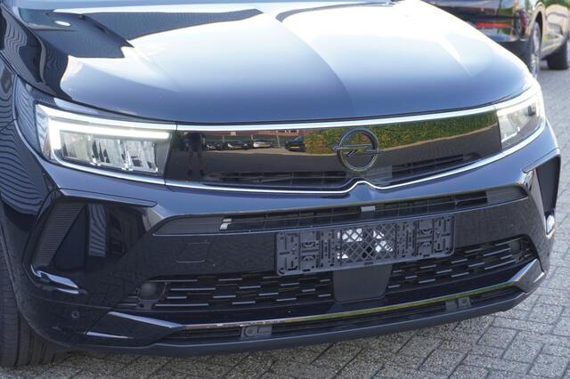 Opel Grandland 1.2 Turbo GS / Camera + PDC / Navi Pro / 18 inch / DAB+
