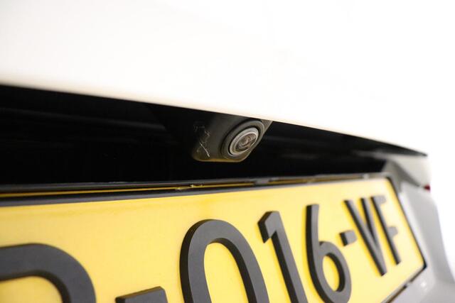 Opel Grandland 1.2 Turbo 130pk GS Line | Navigatie | Camera | Elektr. achterklep | Keyless | LED verlichting | Parkeersensoren | Zwart dak | Dealeronderhouden