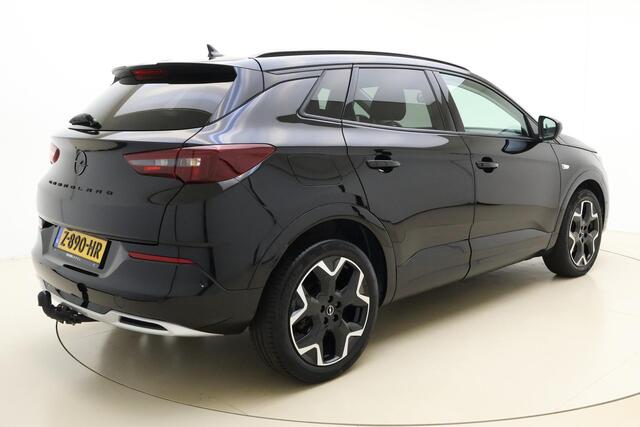 Opel Grandland 1.2 Turbo Level 4 130 PK Automaat | Navigatie | Climate control | Trekhaak | Camera | Alcantara bekleding | Dakrails | Lichtmetalen velgen | Stoel & Stuurverwarming