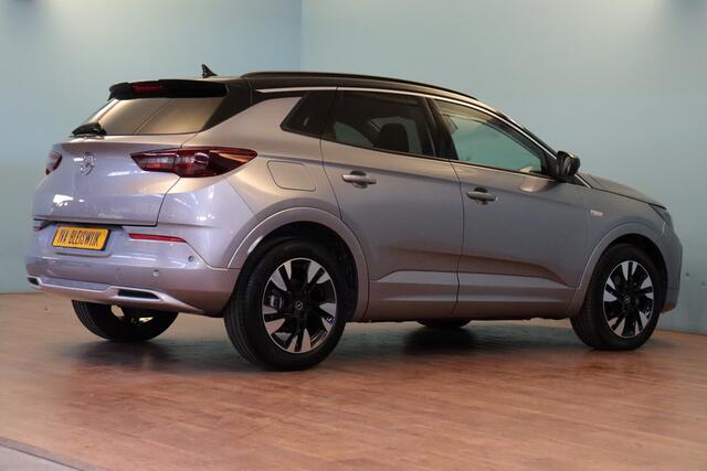 Opel Grandland 1.2 Turbo Ultimate Automaat | NAVI | CLIMA | 360-CAMERA | VRUIT/STUUR/STOELVERW | LANE-ASSIST |