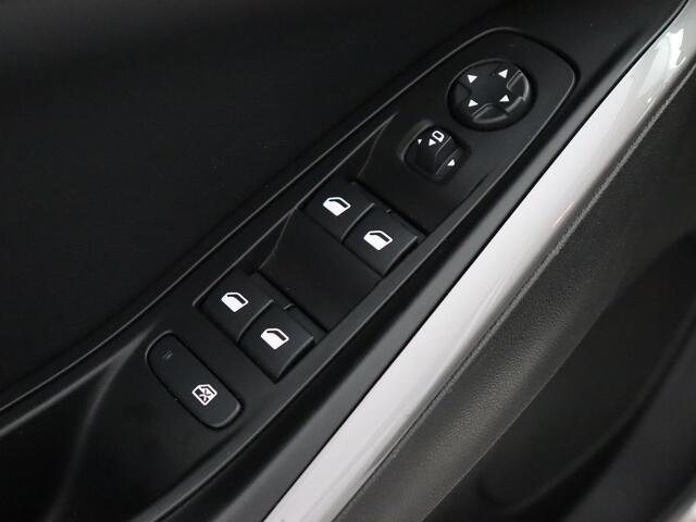 Opel Grandland 1.6 Turbo Plug-In Hybrid 4x4 GSe (Camera / Navi / Elek. achterklep / ACC)