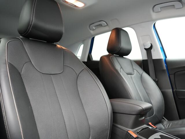 Opel Grandland 1.6 Turbo Ultimate Facelift Plug In Hybrid 224pk Dealer O.H PHEV | Adaptive Cruise | Standkachel | Lederen Sportstoelen Ventilatie & Memory | 360 Camera | Apple Carplay | Blis | Navigatie | Virtual | DAB |