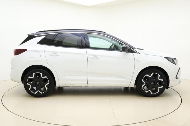 Opel Grandland 1.2 Turbo Ultimate | Navigatie | Elektrische Achterklep | Stoelverwarming | Climate & Cruise Control |