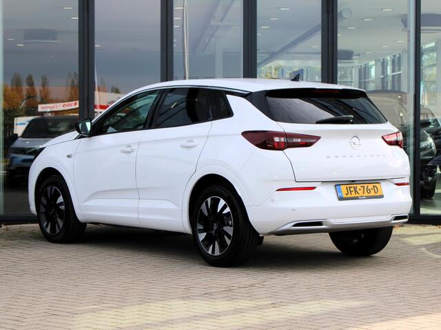 Opel Grandland 1.2 Turbo Business Elegance Automaat | Navi / Camera / Climate