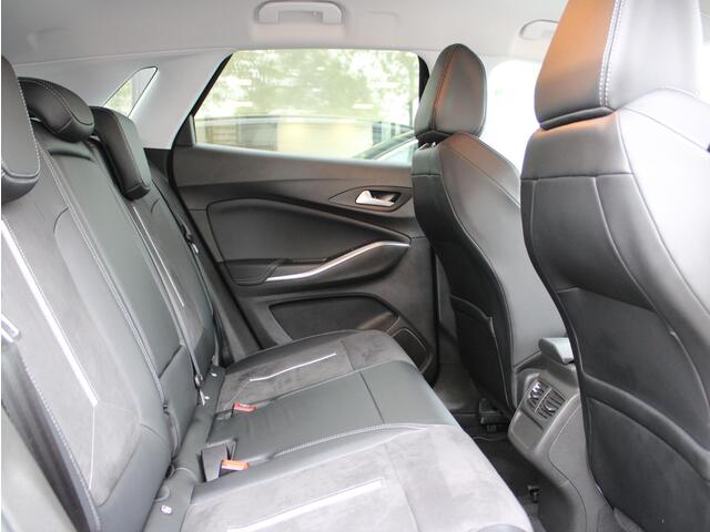 Opel Grandland 1.6 Turbo Plug-In Hybrid 4x4 GSe | Navi / Camera / Climate