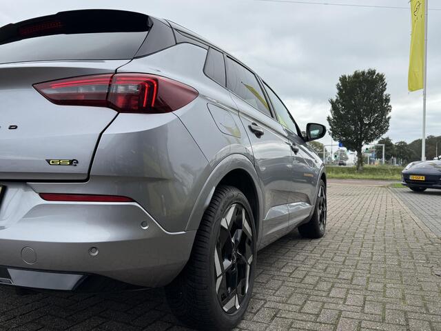 Opel Grandland 1.6 Turbo Plug-In Hybrid 4x4 GSe Als nieuw! 300pk! GSe incl. beurt-12M Garantie-2x lader-nw All Season