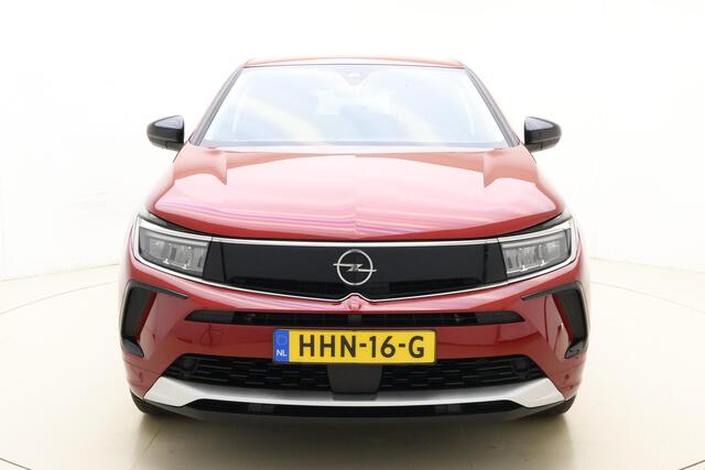 Opel Grandland 1.2 Turbo Level 3 | Navigatie via Carplay | Climate control | Keyless | Camera | Lichtmetalen velgen | Stuurverwarming | Getint glas | Electrische achterklep