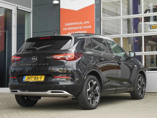 Opel Grandland 1.2 Turbo Ultimate | Navigatie | Climate & Cruise Control | Elektrische Achterklep | Stoel & Stuurverwarming |