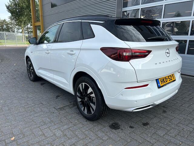 Opel Grandland 1.2 Turbo Level 3