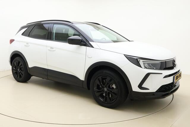 Opel Grandland 1.6 Turbo Plug-In Hybrid GS 225 PK Automaat | Navigatie | Camera | Stoel & Stuurverwarming | AGR Stoelen | Keyless | Electrische achterklep | Zwart dak | Dakrails