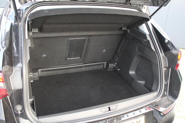 Opel Grandland 1.2 Turbo Level 4 | Automaat | Incl. 12 maanden garantie | Apple Carplay | Stoel en stuurverwarming | Sportstoelen | Virtueel dashboard | Cruise control | Climate control | Verkeersbord herkenning | Parkeersensoren | Lane assist | Draadloos telefoon laden