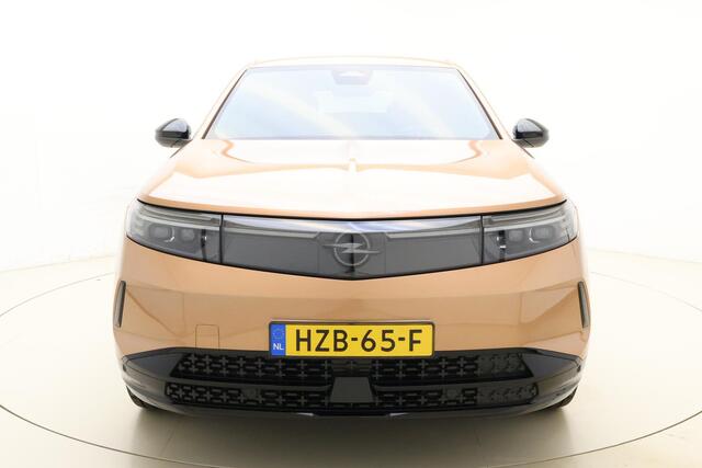 Opel Grandland Electric Business Edition 73 kWh | Afneembare trekhaak | Gunstige bijtelling | Navigatie | Stoel & Stuurverwarming | 20" Lichtmetalen velgen | Keyless | Climate control | Camera