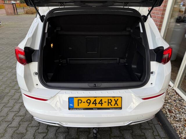 Opel Grandland 1.2 Turbo Bns Eleg TREKHAAK / STOEL&STUUR VERW. / CAMERA / D-RIE
