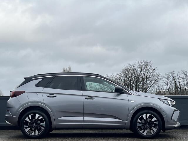 Opel Grandland Ultimate+ 1.2 Turbo 130pk EAT8 | NIGHTVISION | LED PIXEL VERLICHTING | LEDER | AGR-STOELEN | NAVI PRO | 360° CAMERA | KEYLESS | ISOFIX |