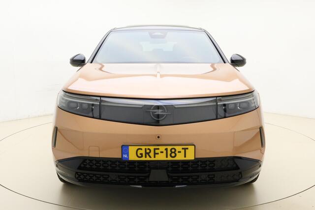 Opel Grandland Electric GS 73 kWh | Navigatie | Glazen schuif/kanteldak | AGR Stoelen | Zwart dak | Keyless | Stoel & Stuurverwarming | Adaptive Cruise control