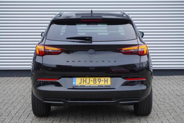 Opel Grandland 1.2 Turbo GS / Camera + PDC / Navi Pro / 18 inch / DAB+