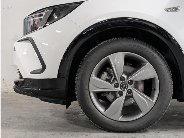 Opel Grandland GS 1.2 Turbo 130pk | ALL SEASON BANDEN | AGR-STOELEN | 360° CAMERA | STOEL + STUURVERWARMING | DODEHOEKBEWAKING | NAVI | ISOFIX |