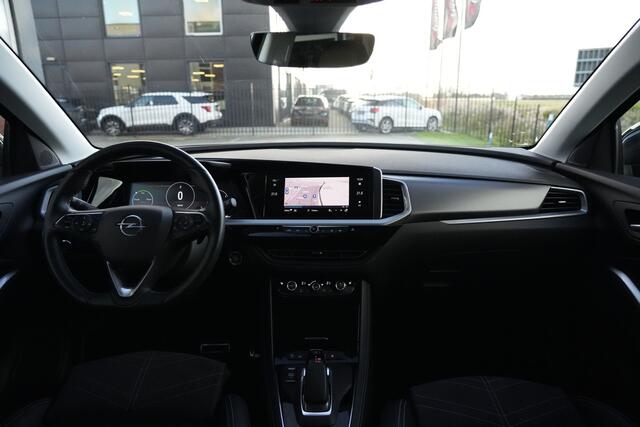 Opel Grandland 1.6 Turbo Plug-In Hybrid Elegance 225pk Navigatie/Stoelverwarming/360Camera