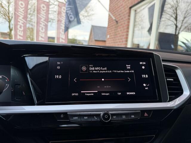 Opel Grandland 1.2 Turbo Bns Eleg 131PK TREKHAAK / STOEL&STUUR VERW. / CAMERA /