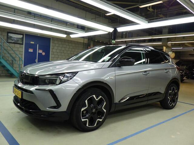 Opel Grandland 1.2 Turbo Ultimate met Leer, Navi/Camera, LED, AGR, Elek.Klep