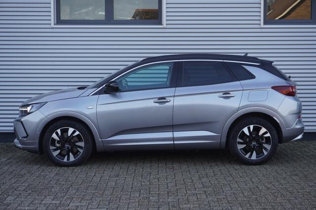 Opel Grandland 1.6 Turbo Hybrid Elegance / Camera / Stoel- en stuurverwarming / Adaptive Cruise
