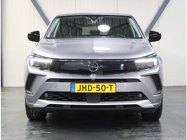 Opel Grandland 1.6 Turbo Plug-In Hybrid Business Elegance 225PK | Navigatie | Climate Control | Adaptieve Cruise Control | Achteruitrijcamera | 18" LMV | Verwarmbaar Stuur | LED | Apple Carplay/Android Auto |