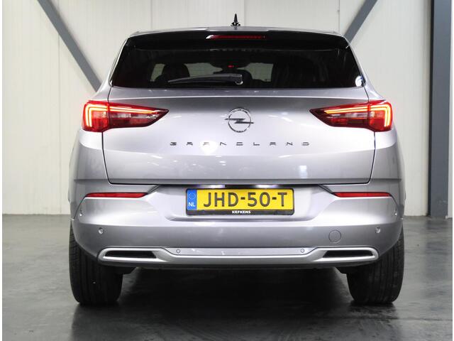 Opel Grandland 1.6 Turbo Plug-In Hybrid Business Elegance 225PK | Navigatie | Climate Control | Adaptieve Cruise Control | Achteruitrijcamera | 18" LMV | Verwarmbaar Stuur | LED | Apple Carplay/Android Auto |