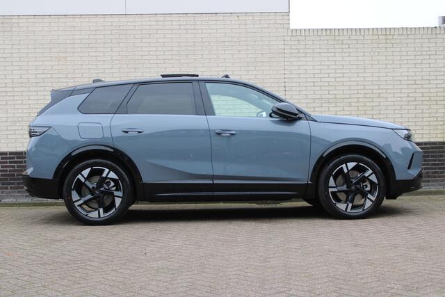 Opel Grandland 1.6 Turbo Plug-in-Hybrid Ultimate | Panoramadak | Trekhaak | Head-Up | FOCAL